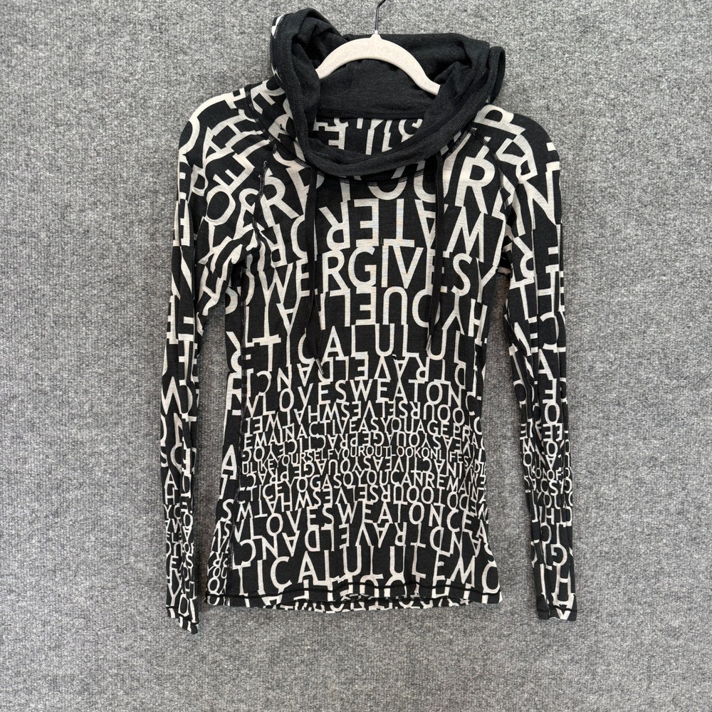 Lululemon Tshirt Hoodie Women 4 Black White Manifesto Print Stretch Long Slv Y2K